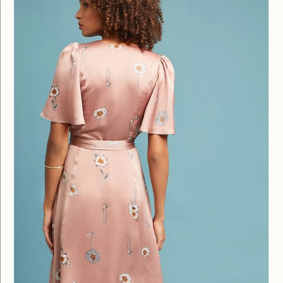 Nwt🌺Anthropologie printed wrap dress size L - Picture 3 of 3